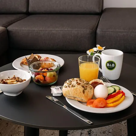 Hotel Koeln-airport 3*